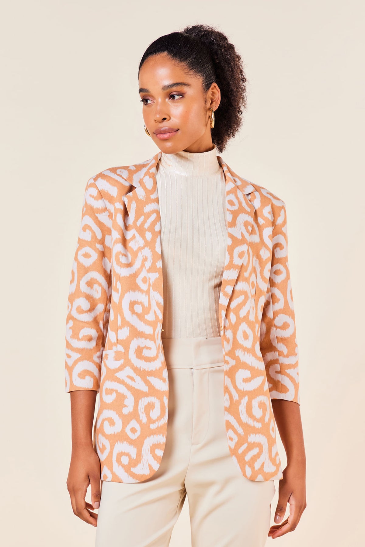 EST ONCA IKAT CARAMELO