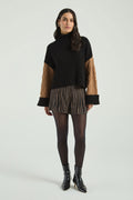 PRETO / BEGE ESCURO