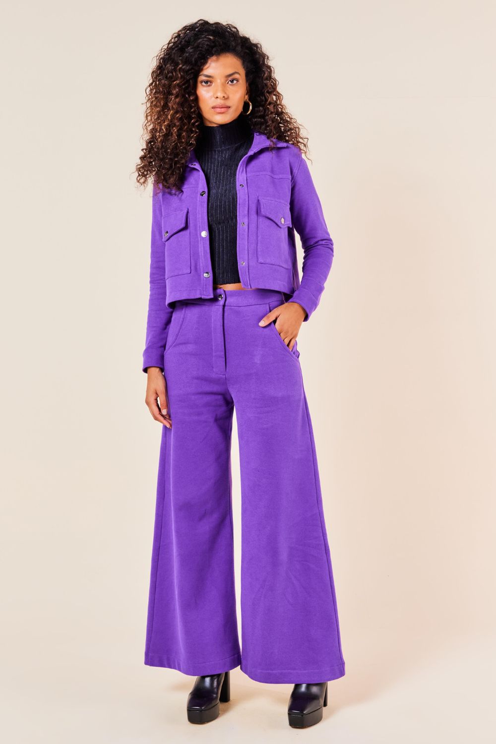 ULTRA VIOLETA