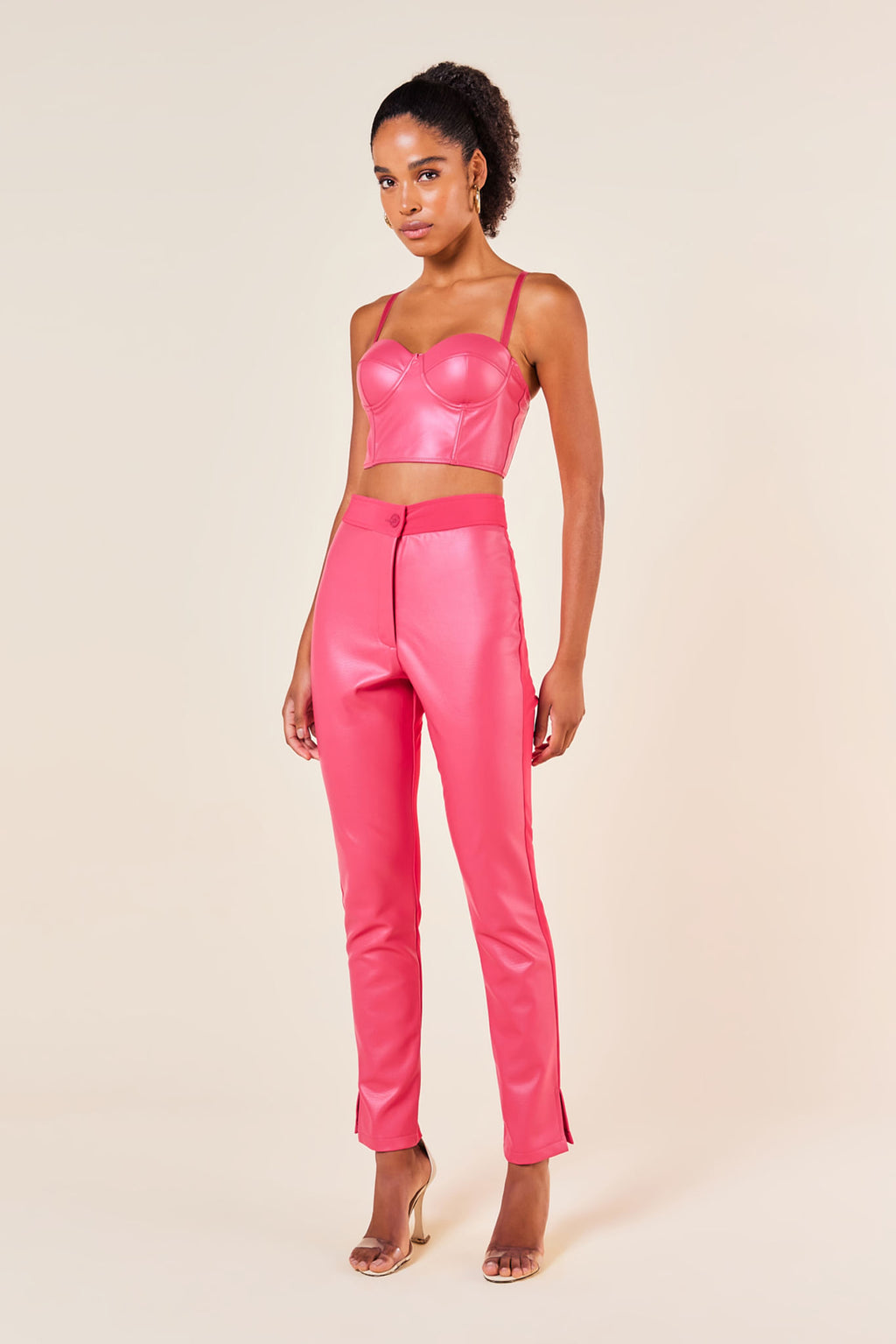 MAGENTA