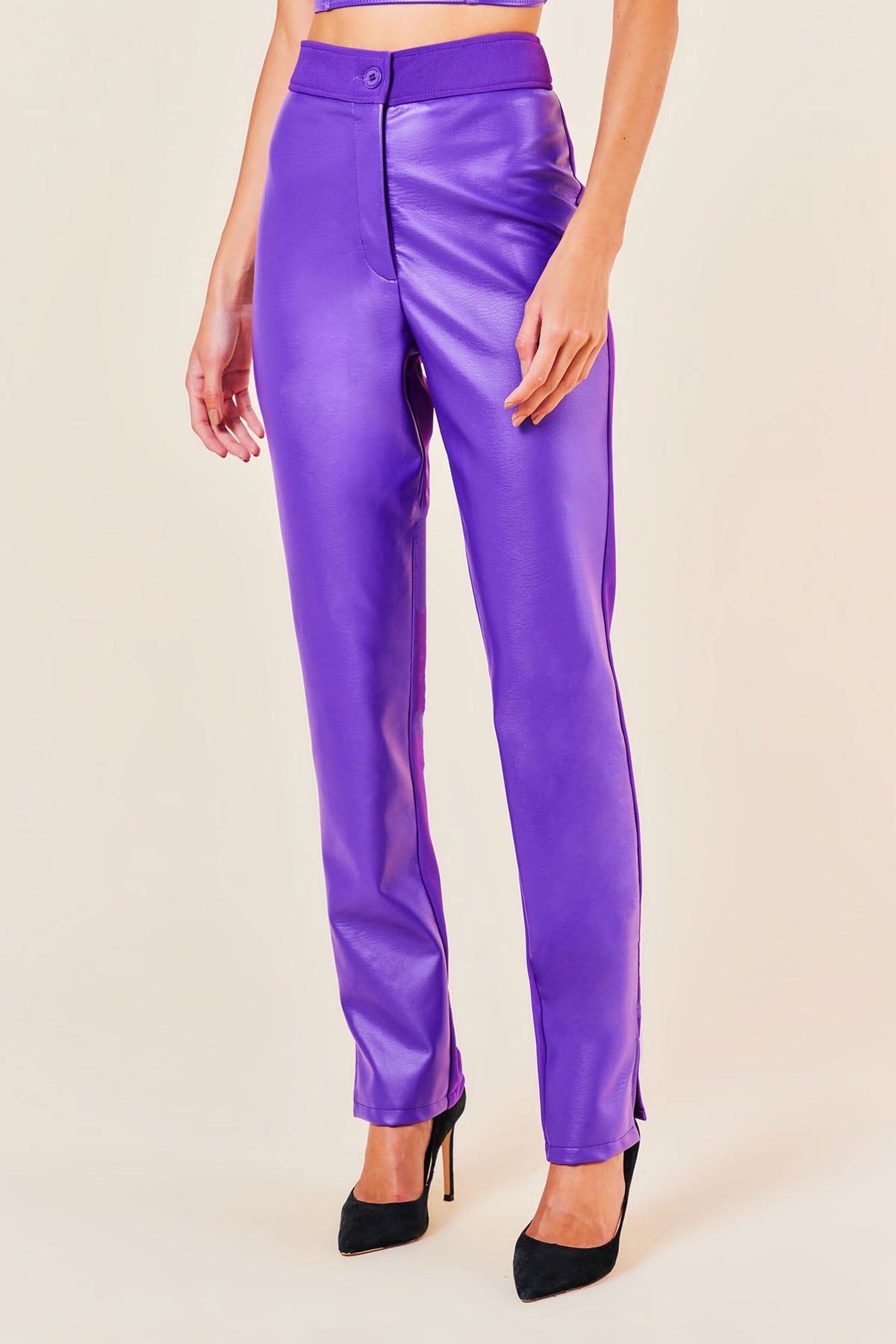 ULTRA VIOLETA