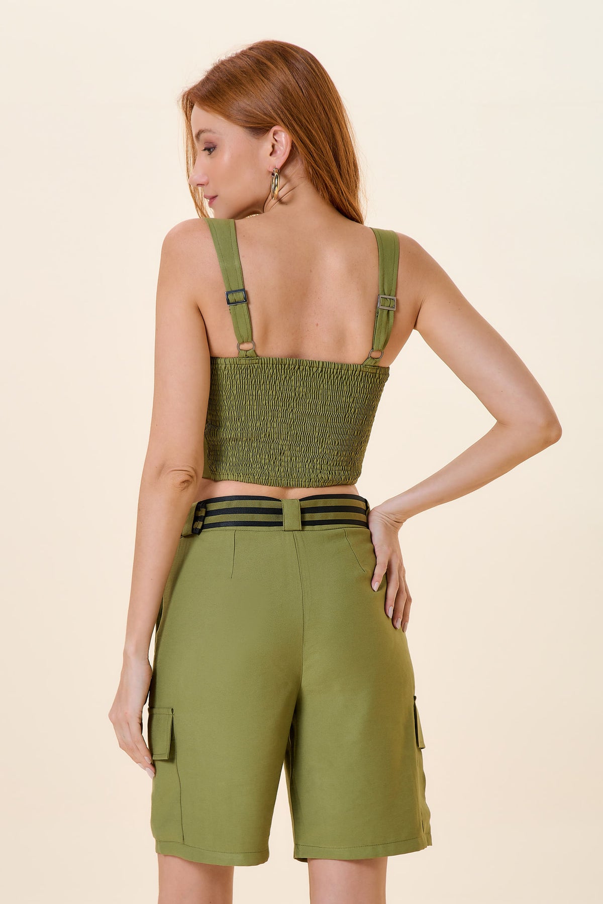 VERDE ESCURO