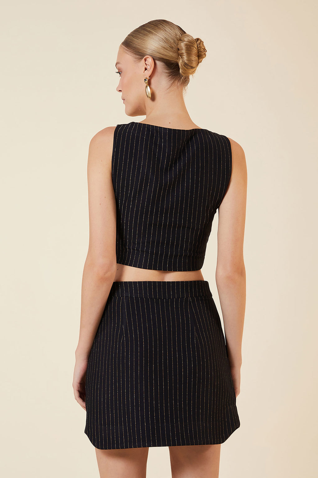 PRETO / DOURADO