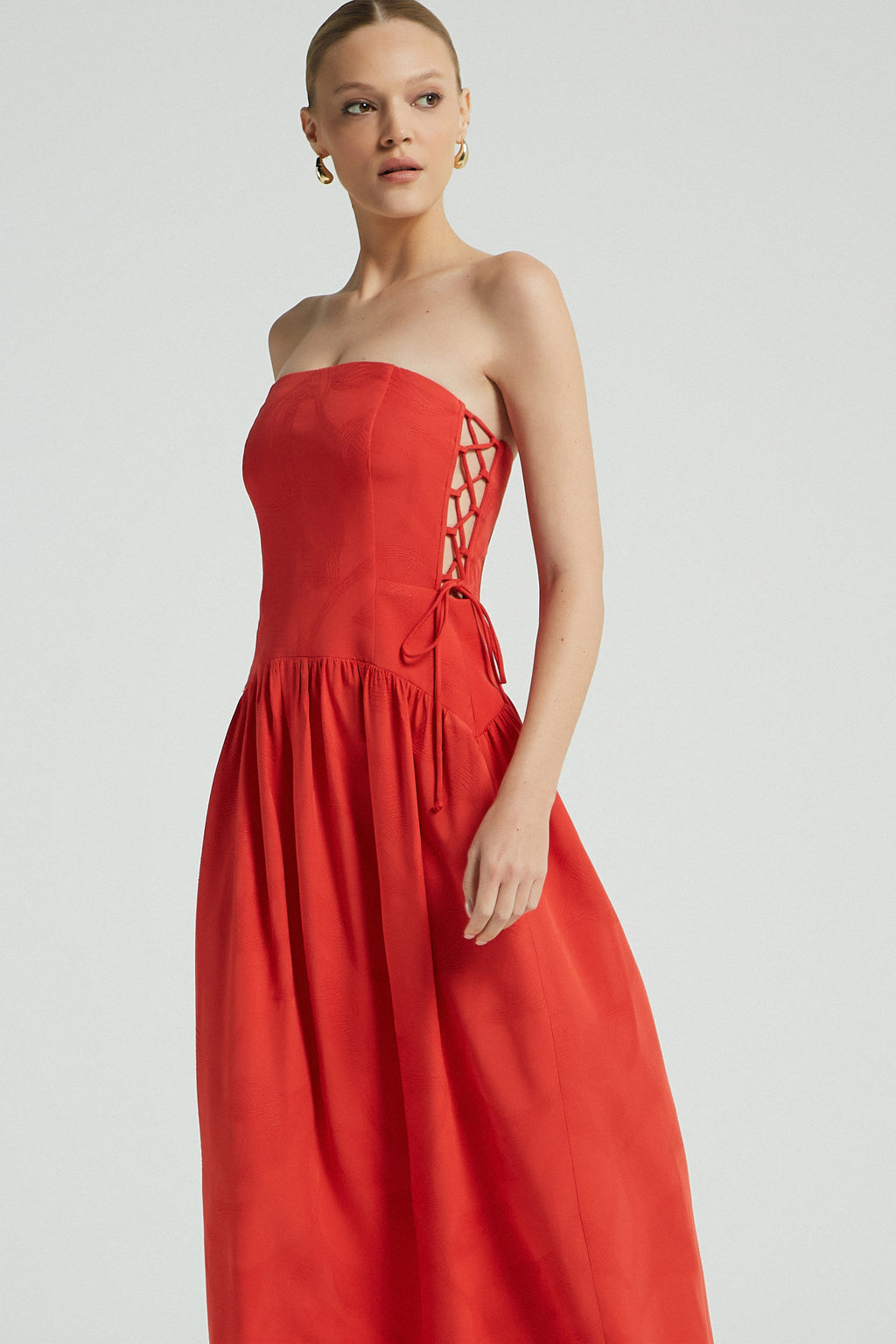 VERMELHO
