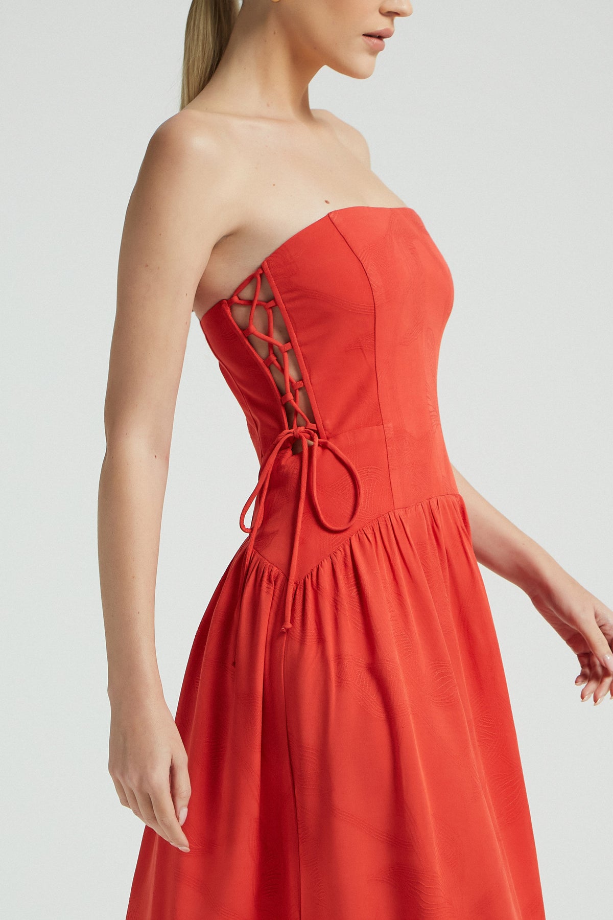 VERMELHO