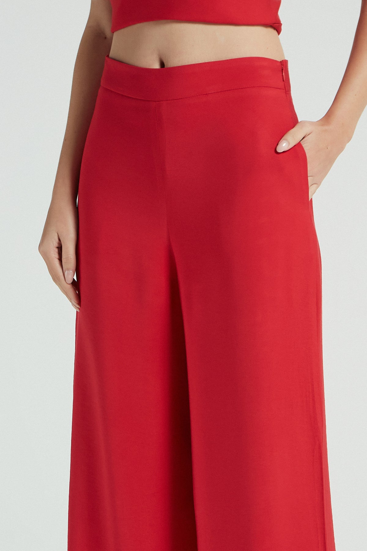 VERMELHO