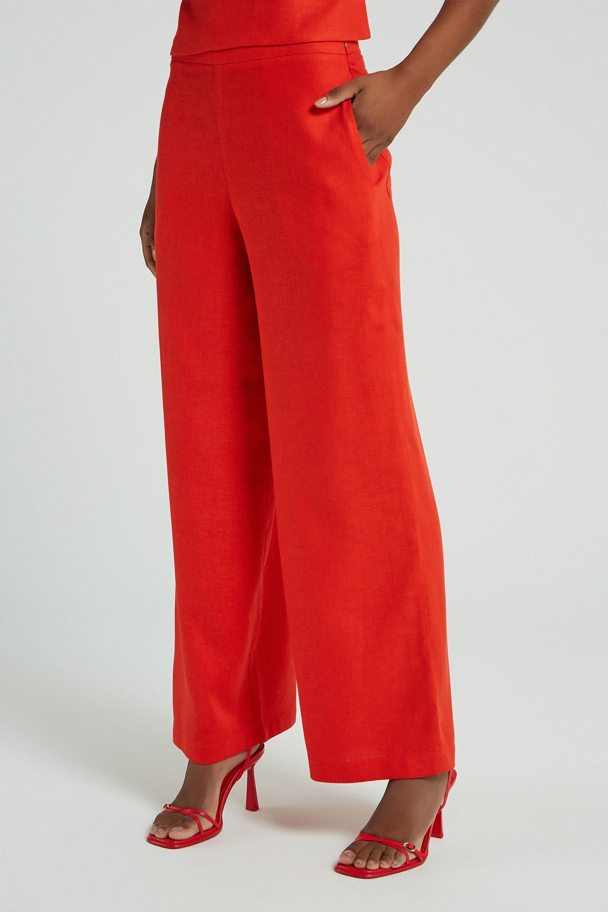 VERMELHO