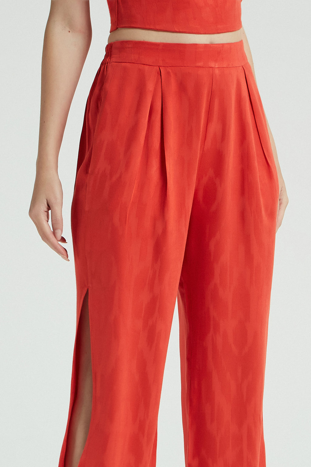 VERMELHO
