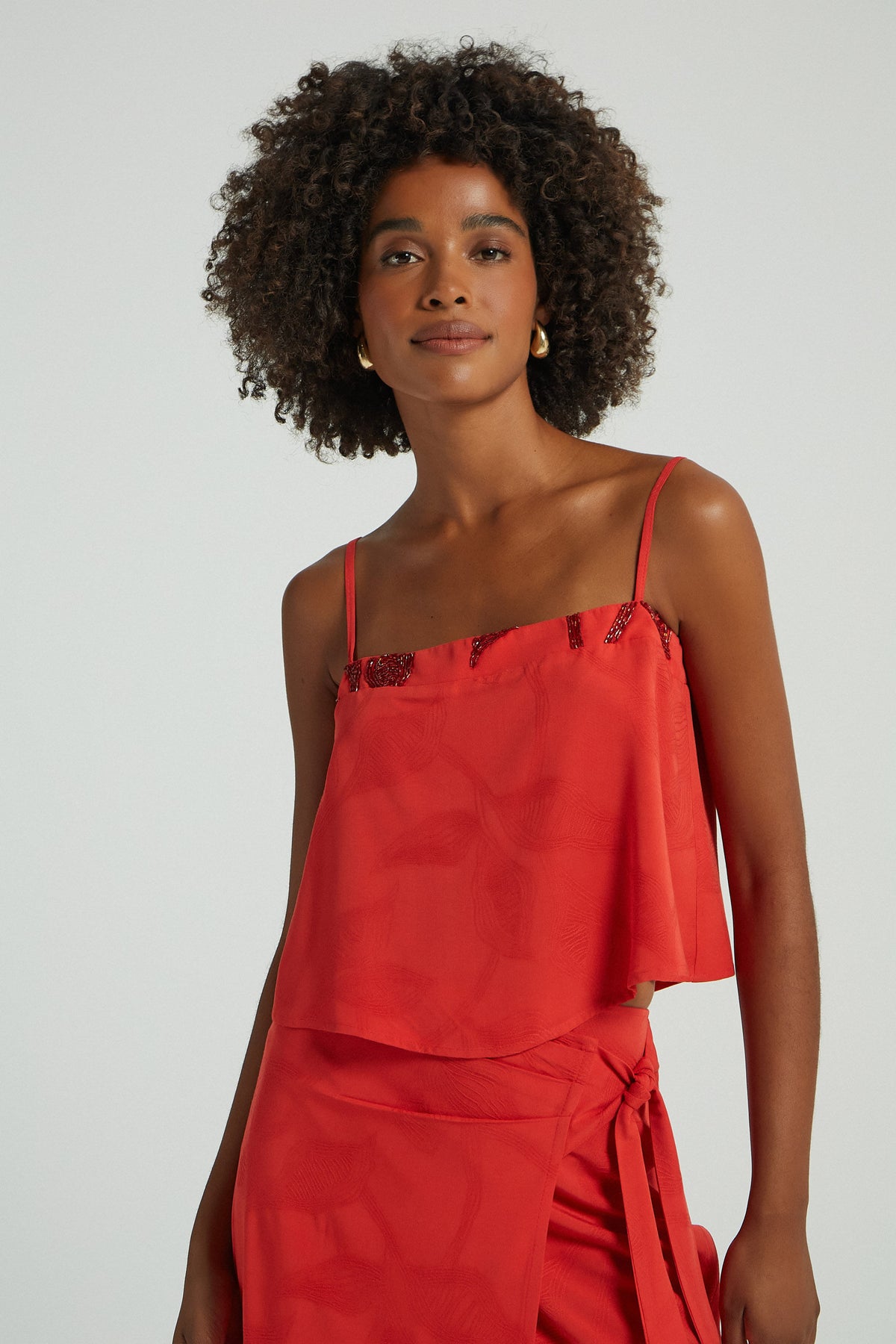 VERMELHO