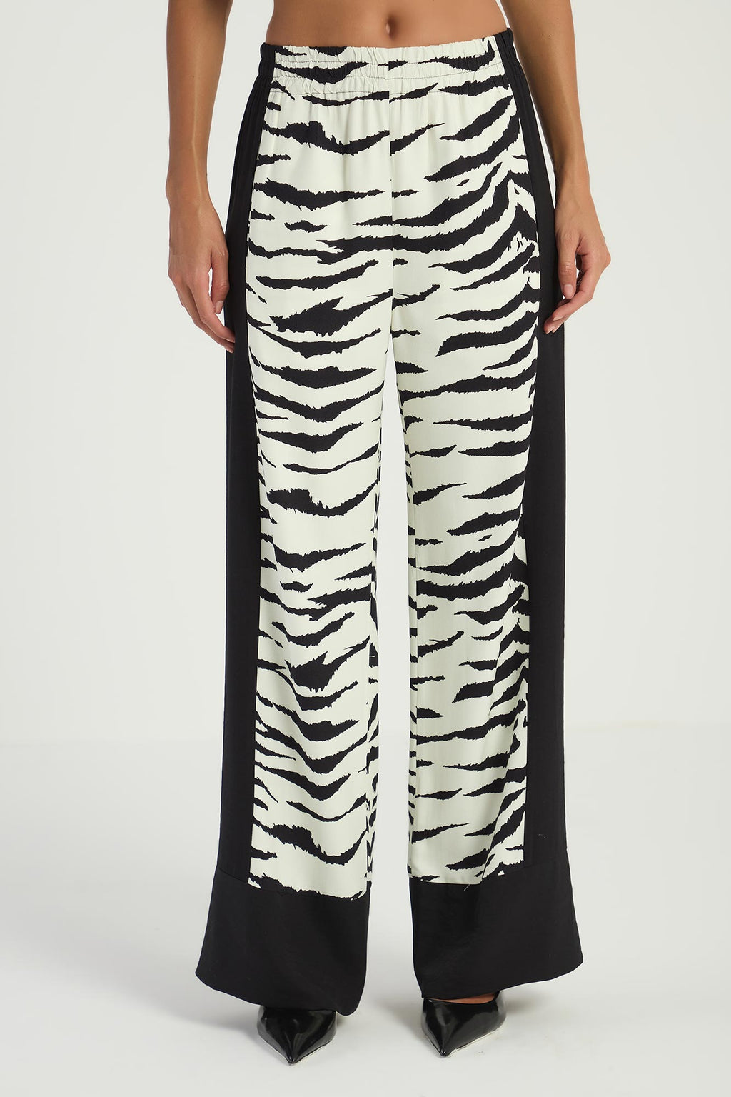EST ZEBRADA INVERTIDA