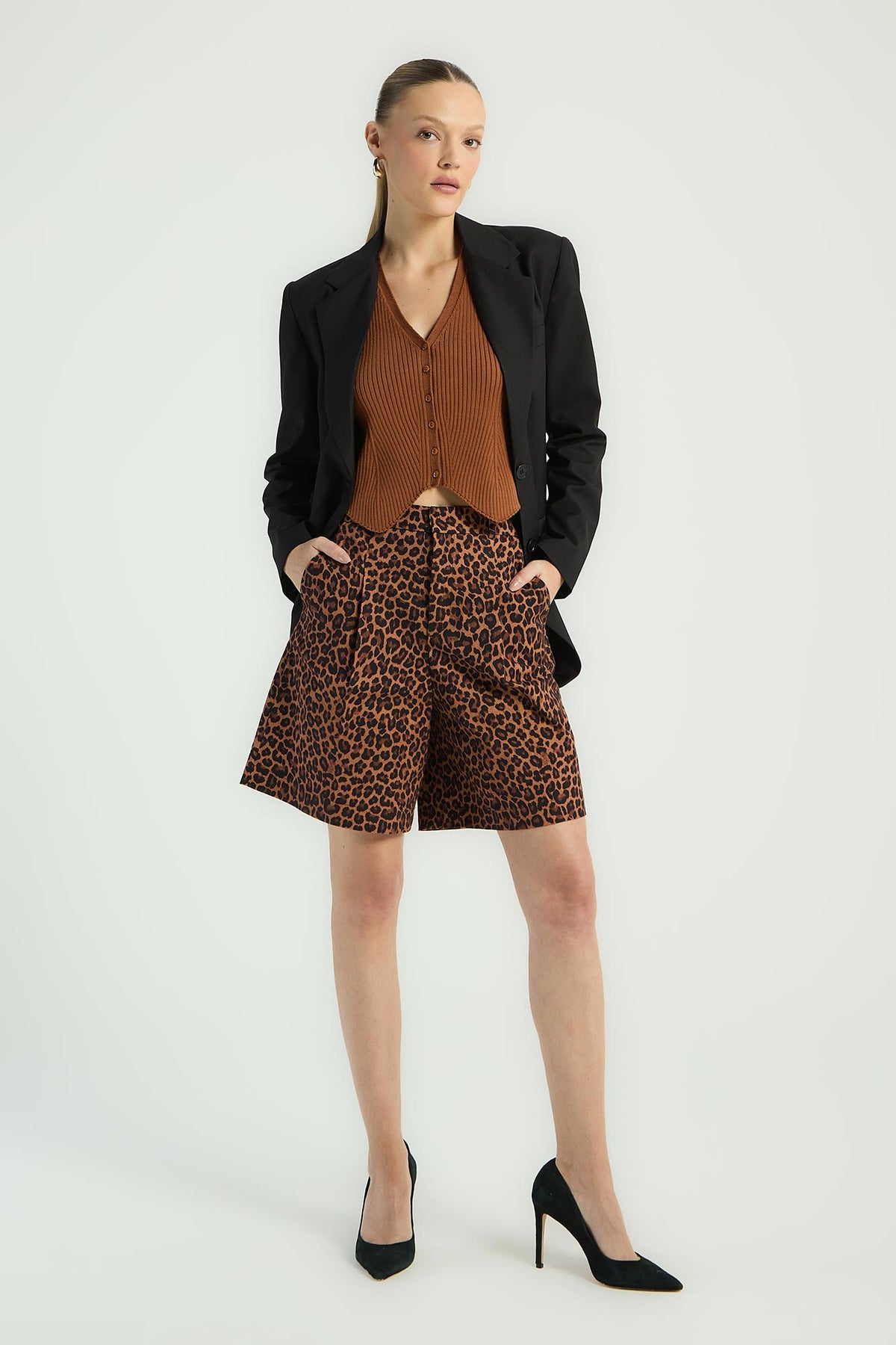 EST LEOPARD