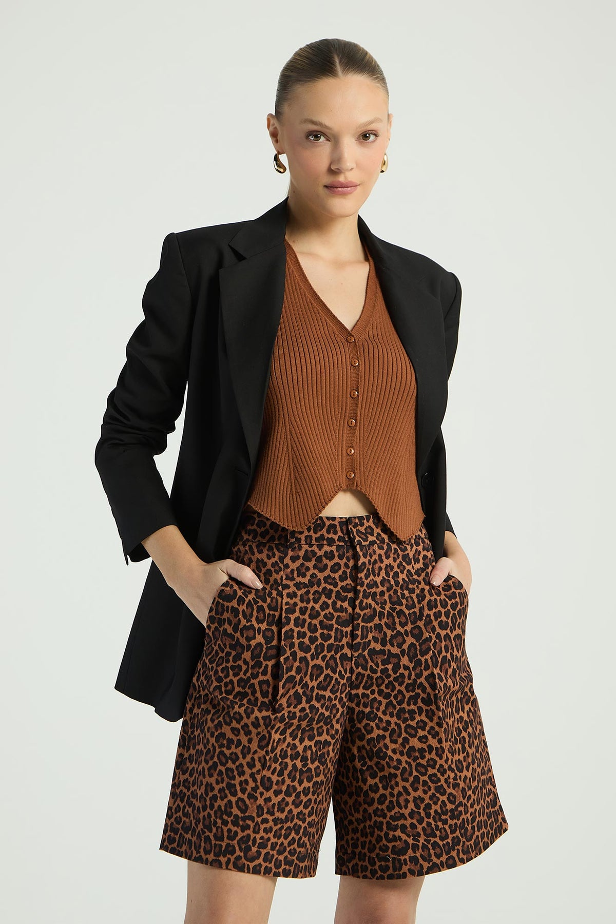 EST LEOPARD