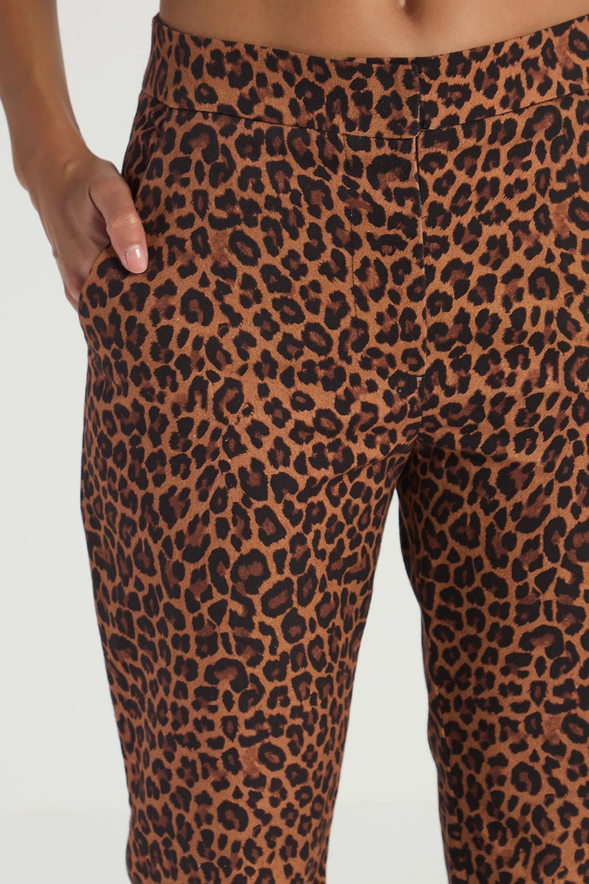 EST LEOPARD