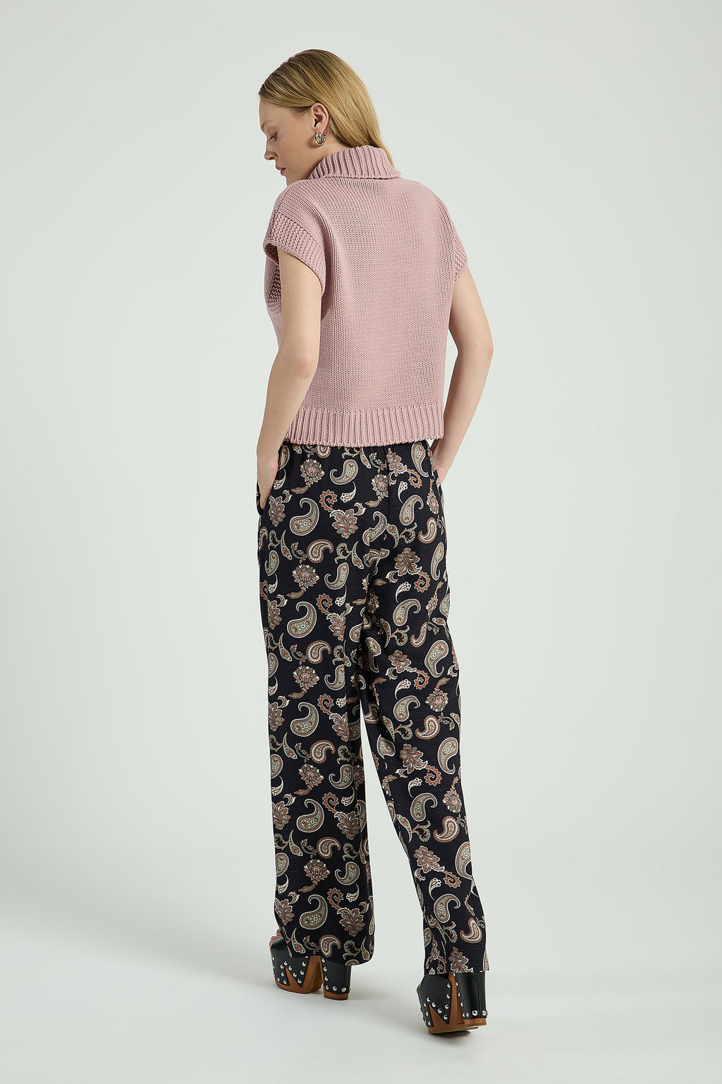 EST FLORAL PAISLEY