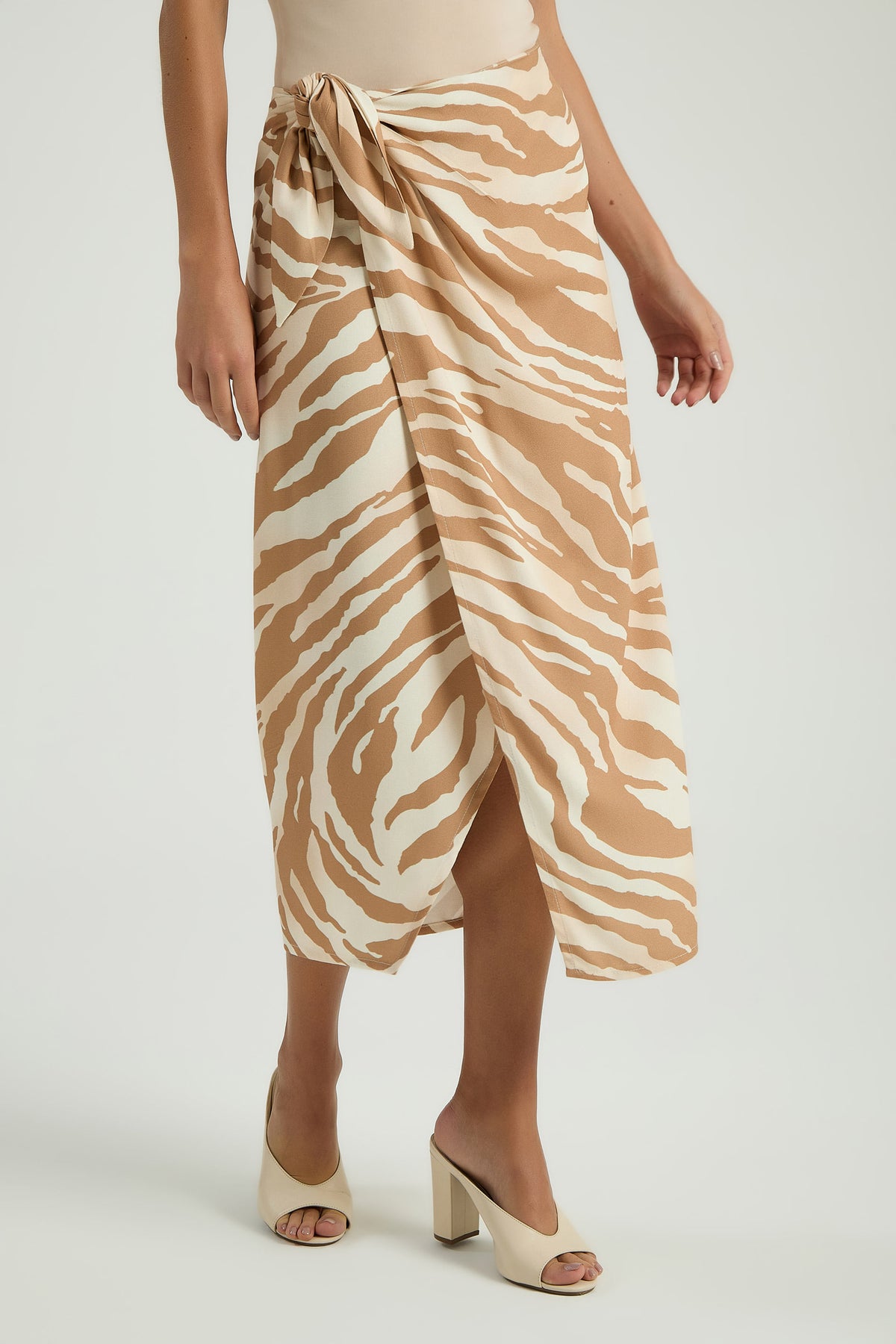 EST ZEBRADO VERAO
