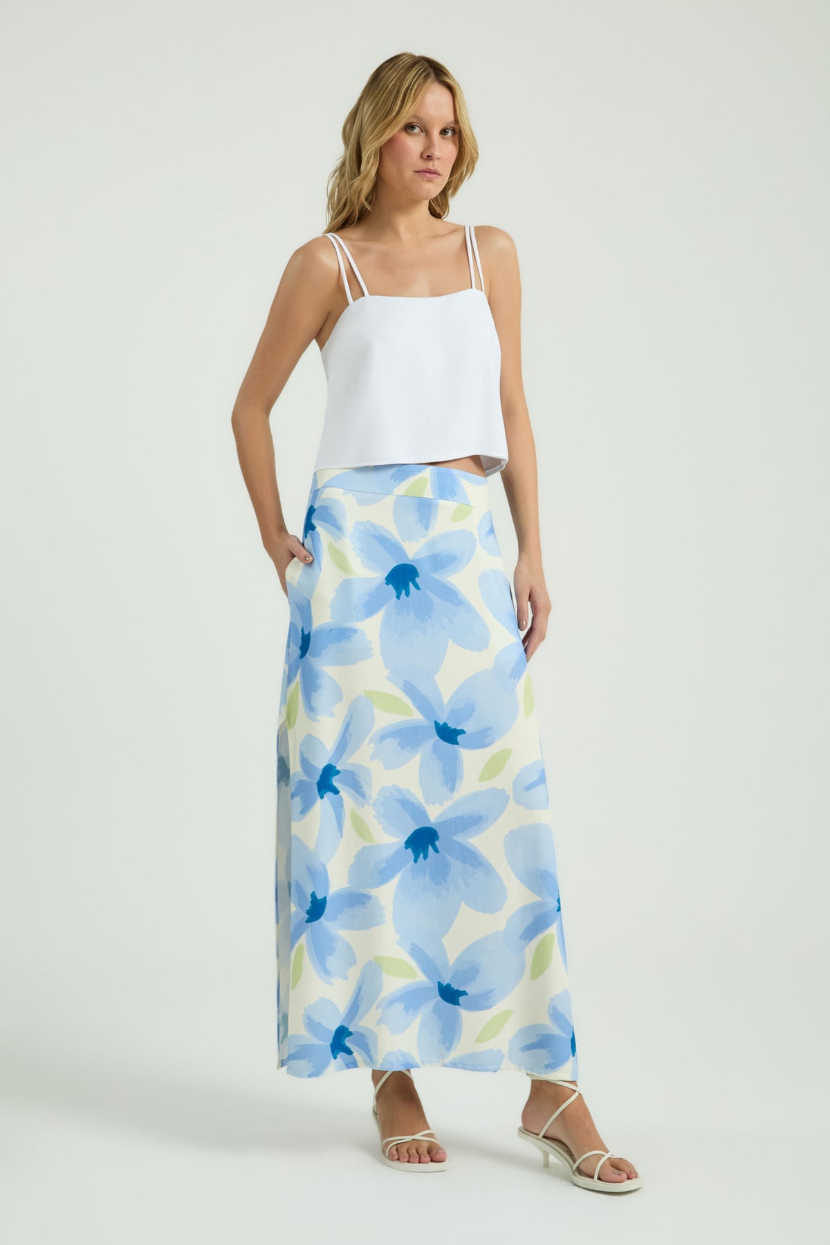 EST FLORAL DELICADO
