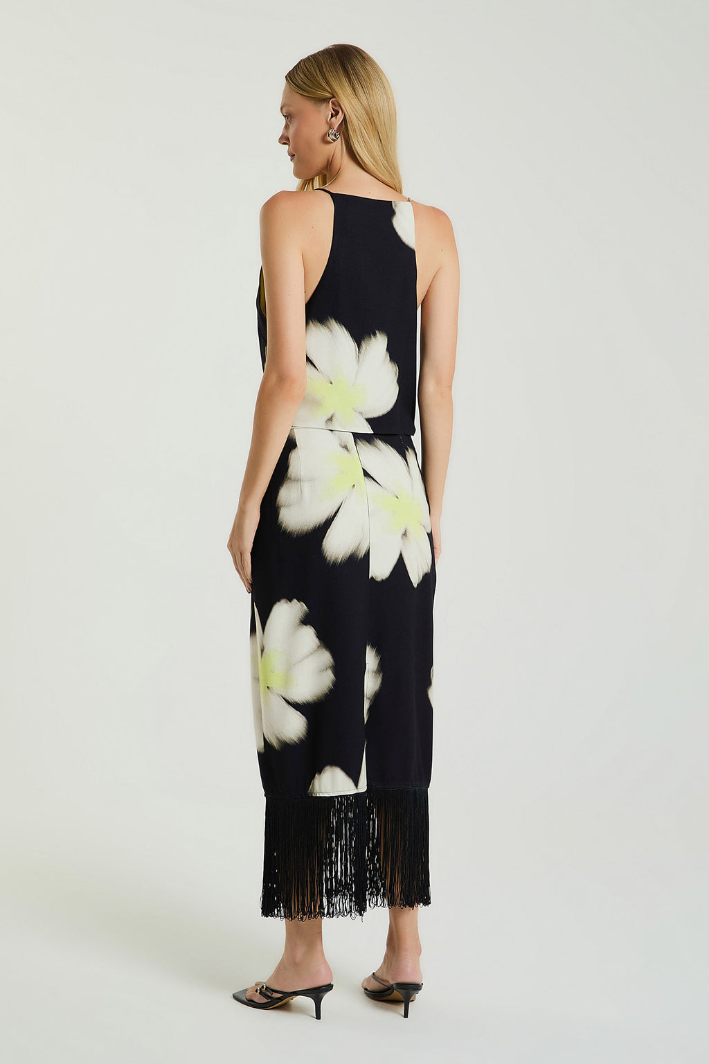 EST FLORAL BLUR