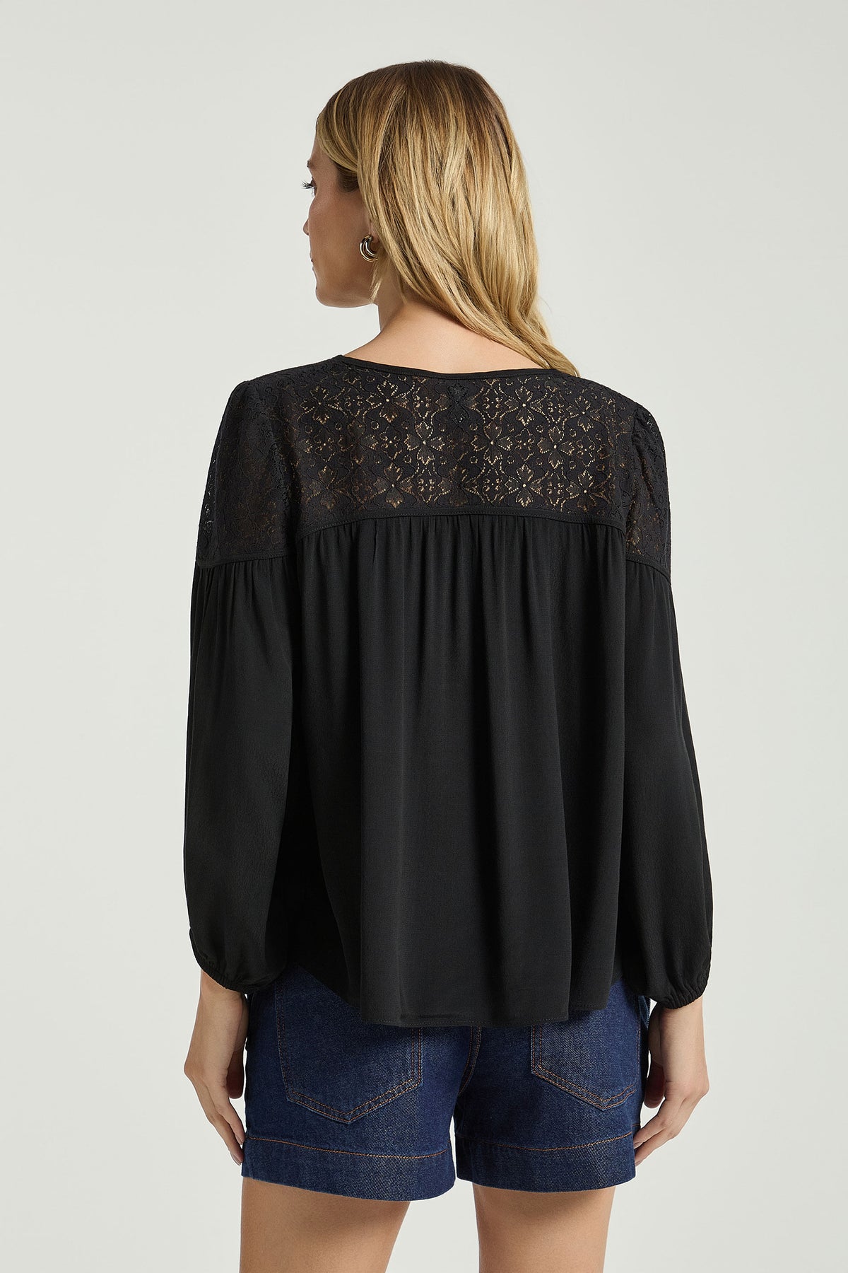 PRETO