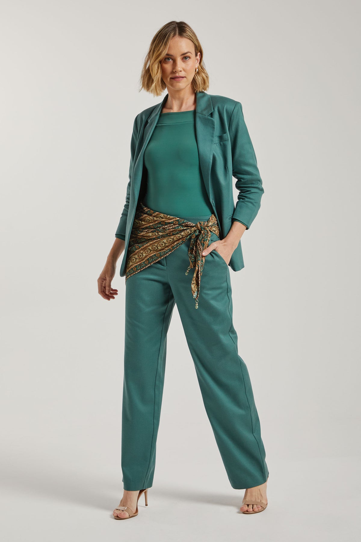 GREEN