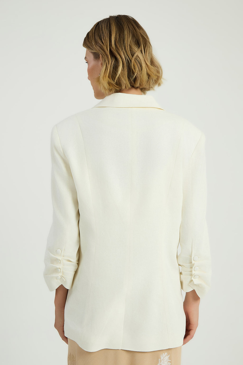 OFF WHITE