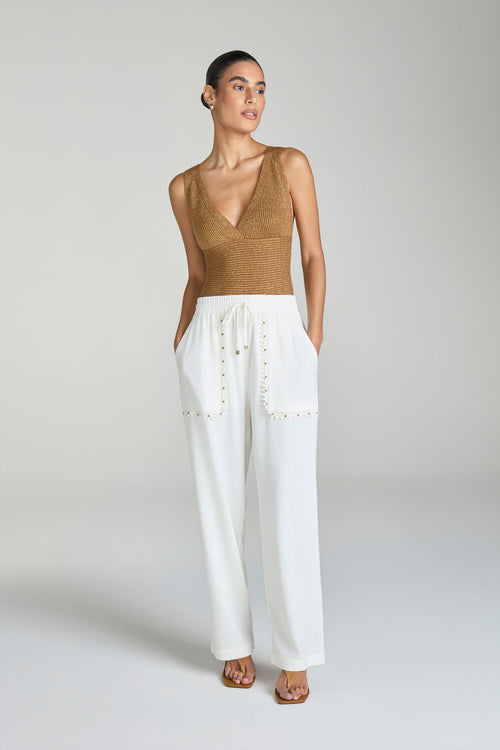 CALÇA BOLSO REBITES - CONCHA