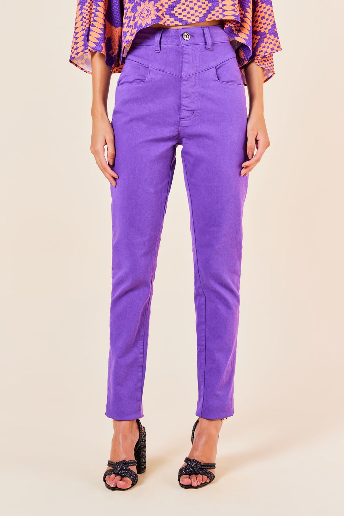 ULTRA VIOLETA