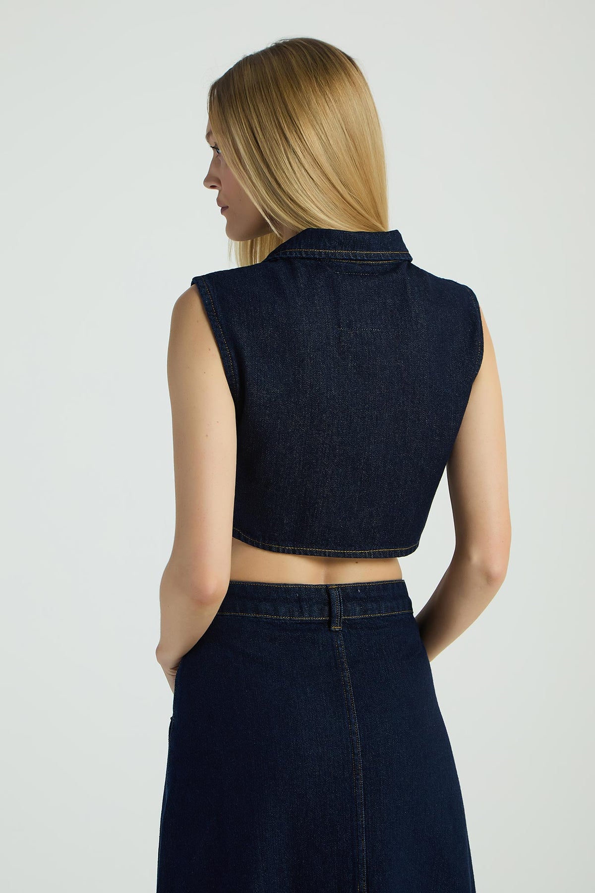JEANS ESCURO