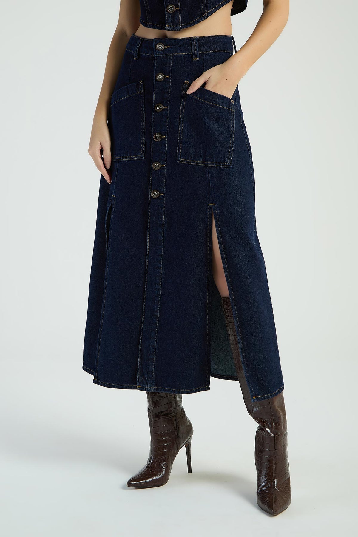 JEANS ESCURO