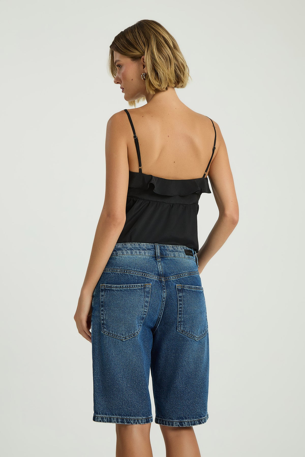 JEANS ESCURO