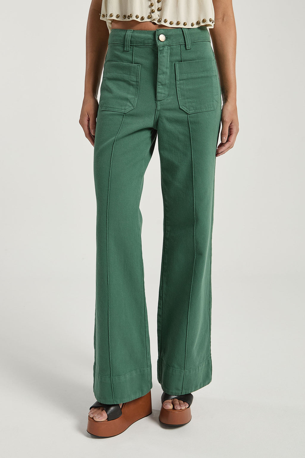 GREEN