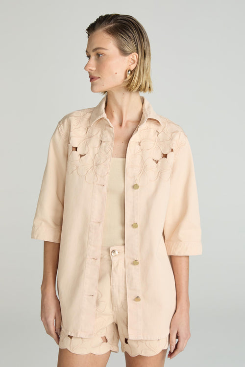 CAMISA SARJA BORDADO FLORES - PALHA