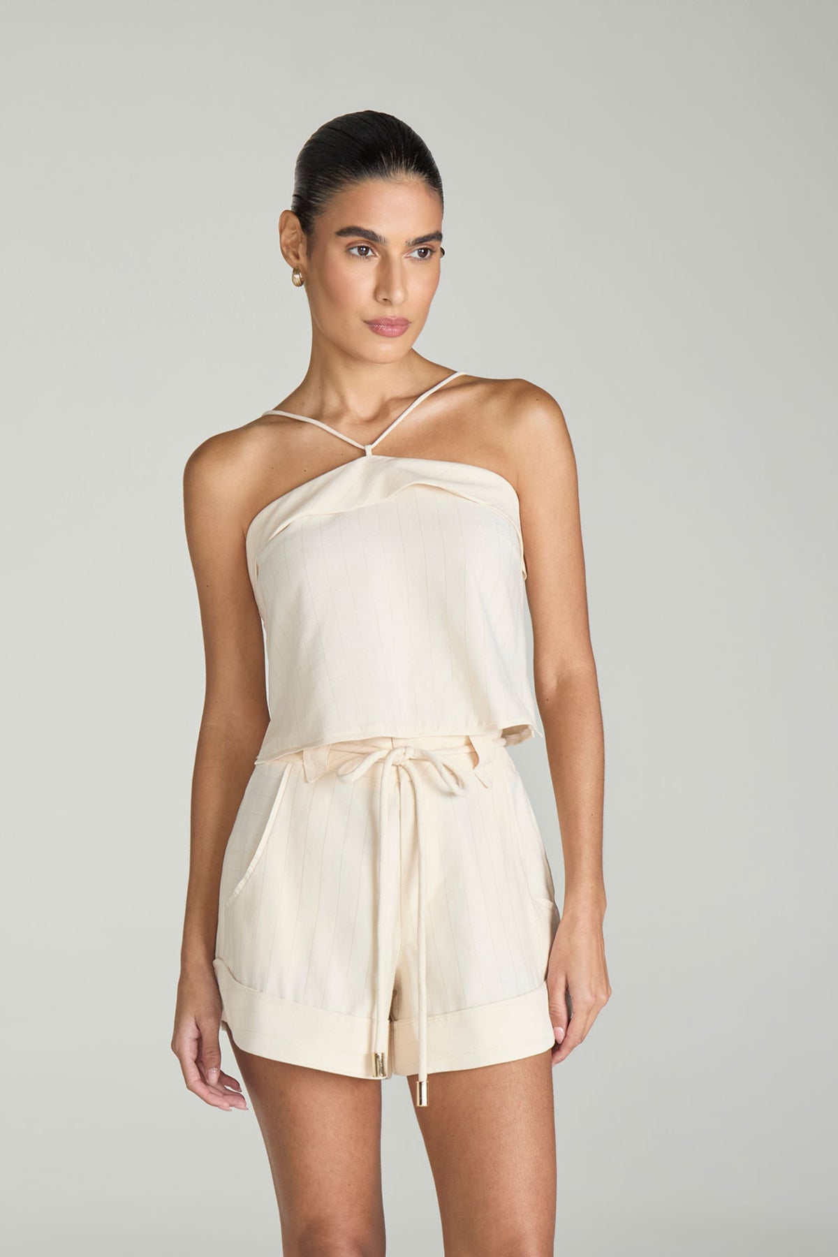 SHORT COM LUREX - AVEIA