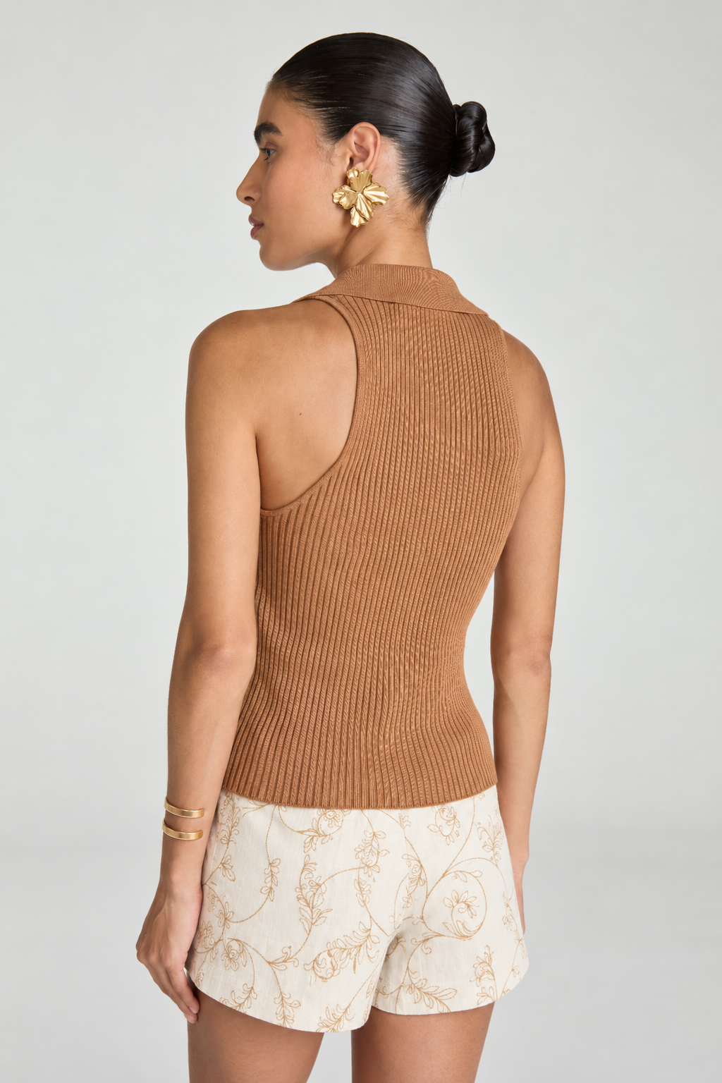 BLUSA TRICOT GOLA POLO - SANDALO